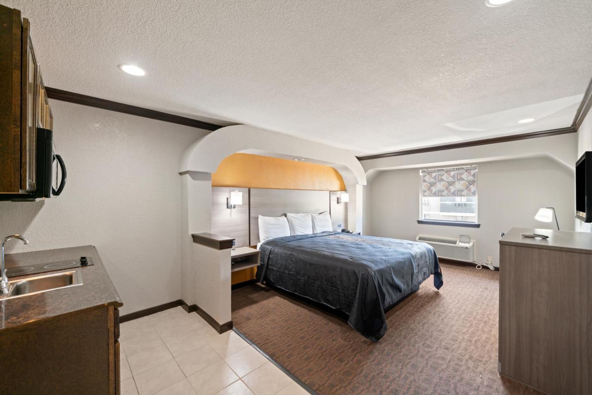 Americas Best Value Inn & Suites Brenham Zewnętrze zdjęcie