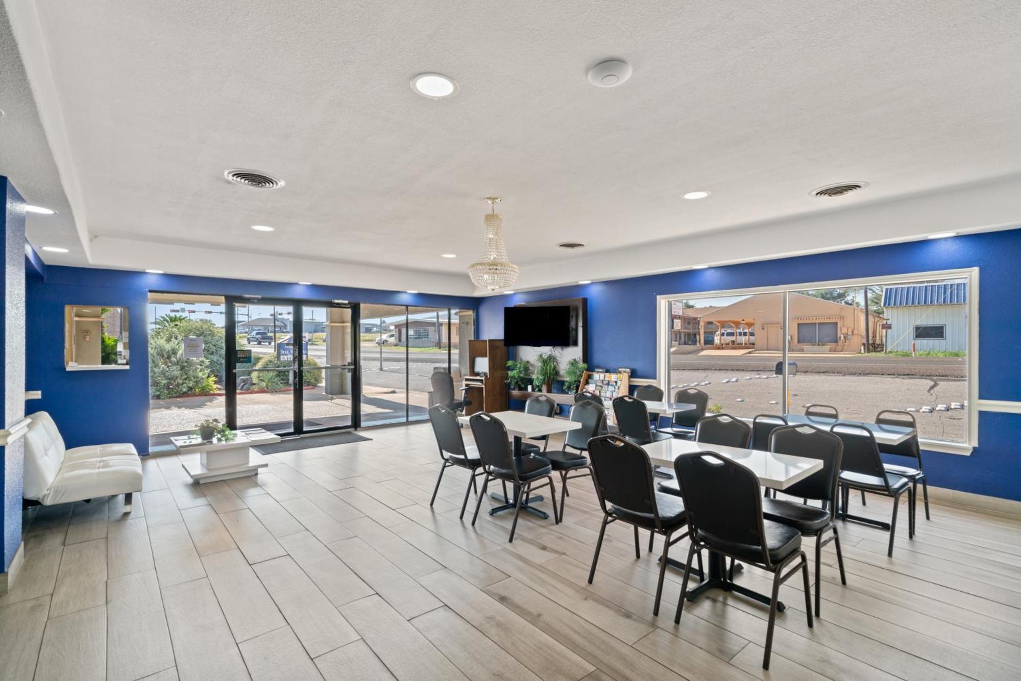 Americas Best Value Inn & Suites Brenham Zewnętrze zdjęcie