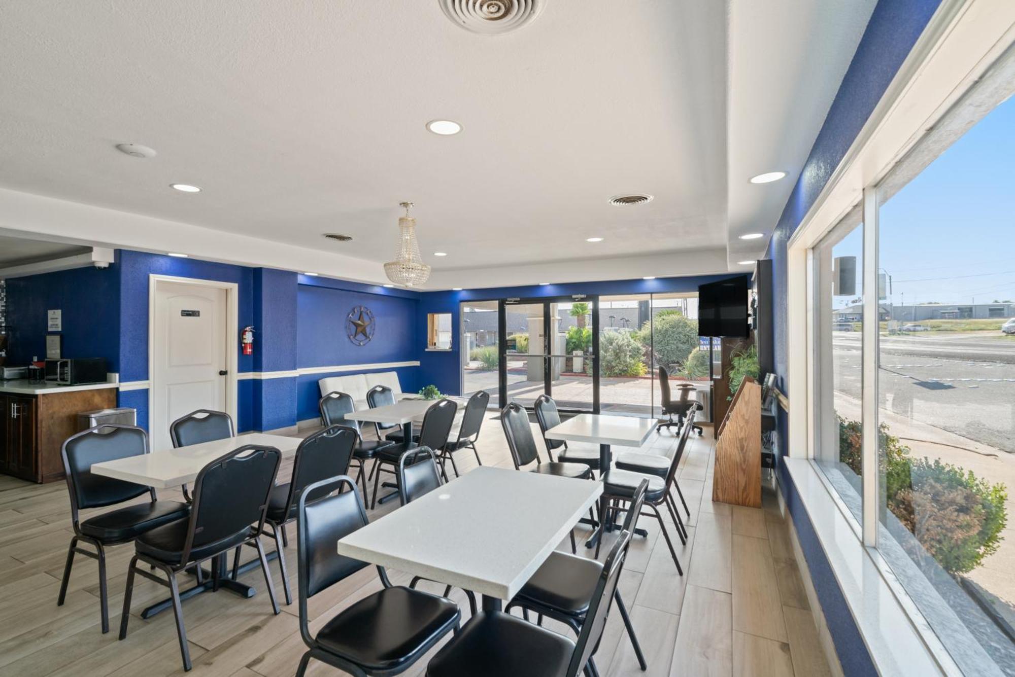 Americas Best Value Inn & Suites Brenham Zewnętrze zdjęcie