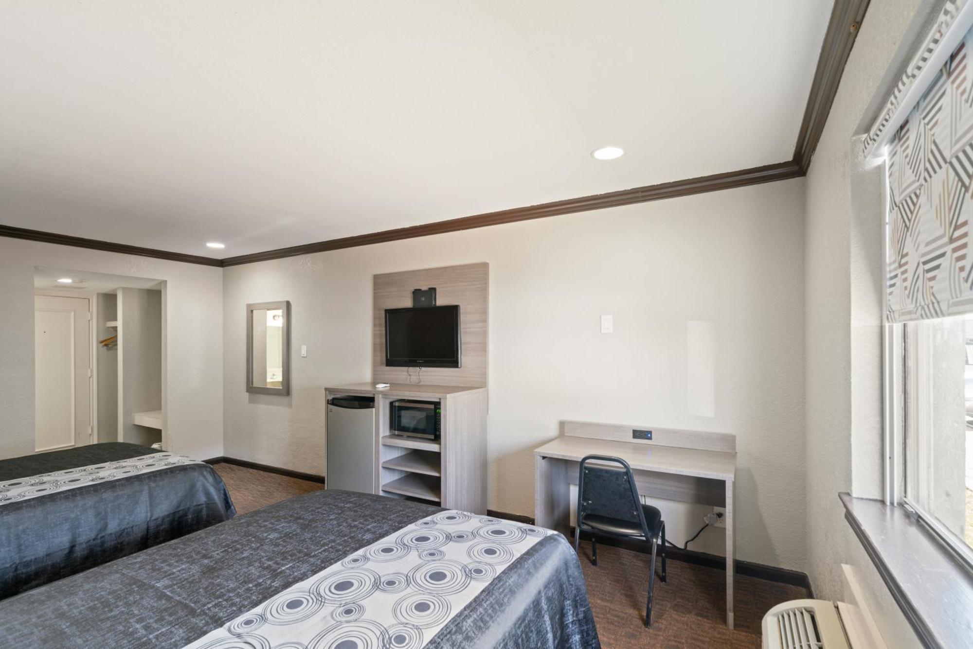 Americas Best Value Inn & Suites Brenham Zewnętrze zdjęcie
