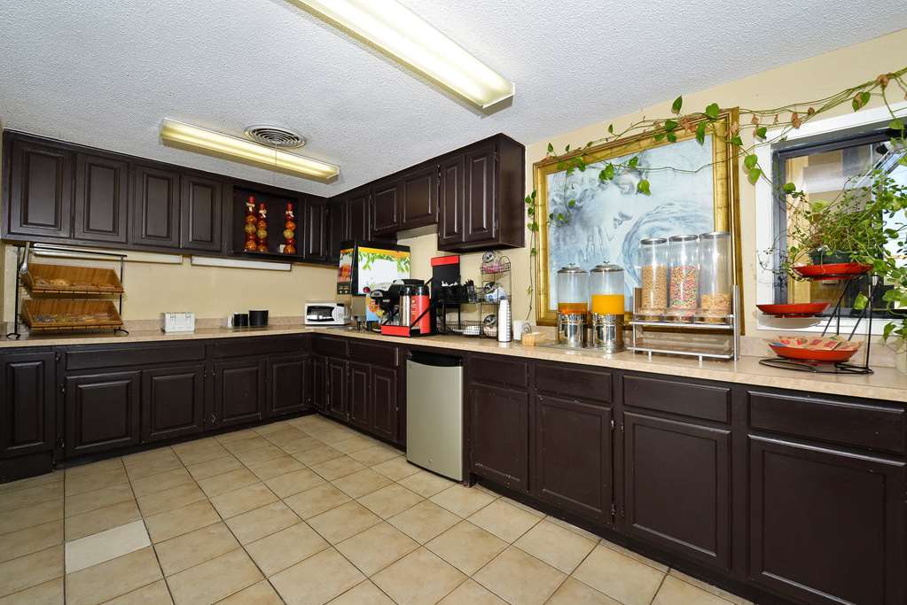 Americas Best Value Inn & Suites Brenham Udogodnienia zdjęcie
